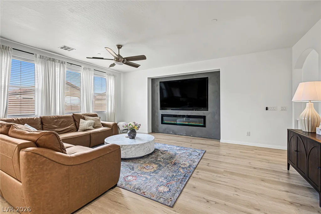 947 Via Del Campo, Henderson, NV 89011