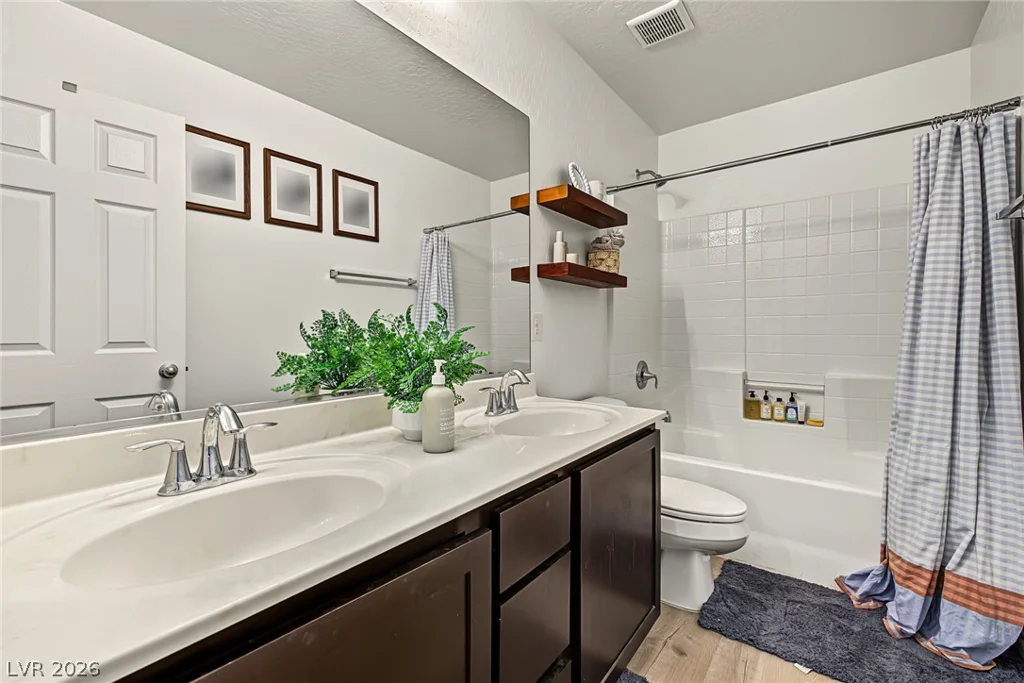 947 Via Del Campo, Henderson, NV 89011