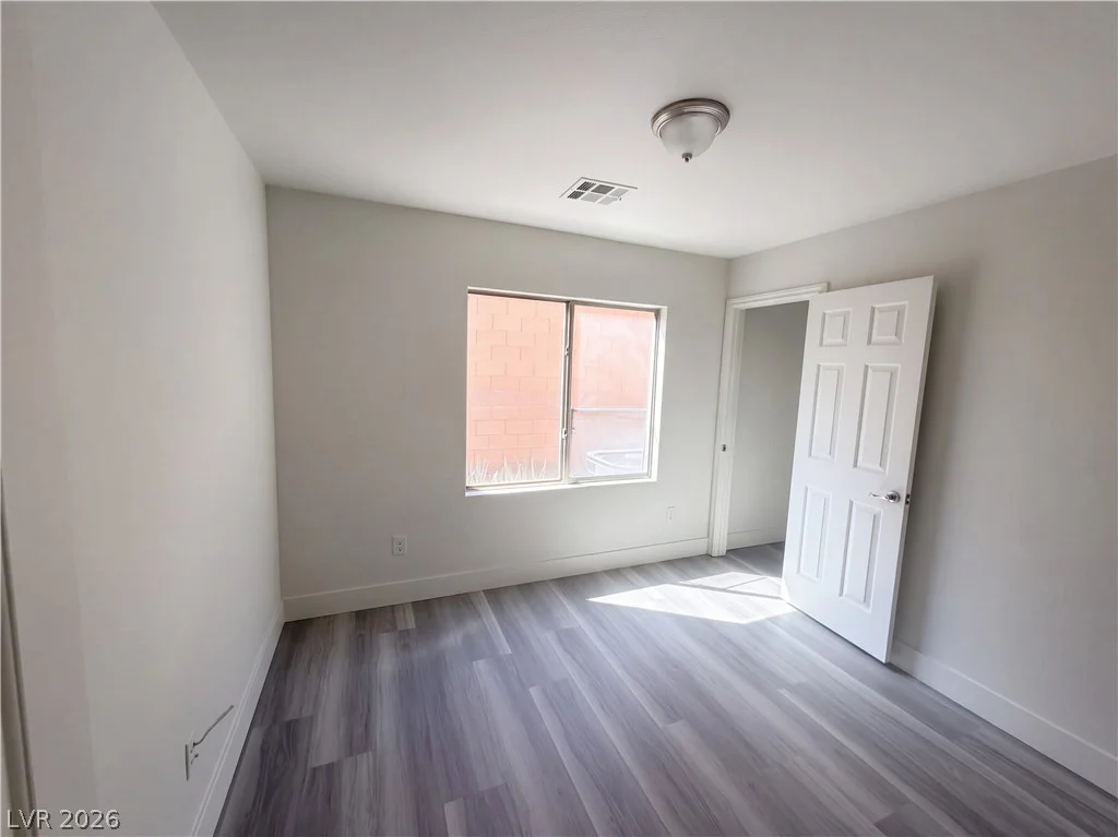7219 Regent Pond, Las Vegas, NV 89166