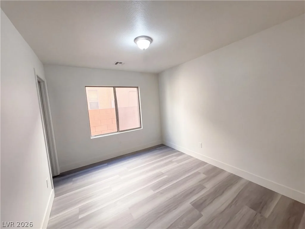 7219 Regent Pond, Las Vegas, NV 89166