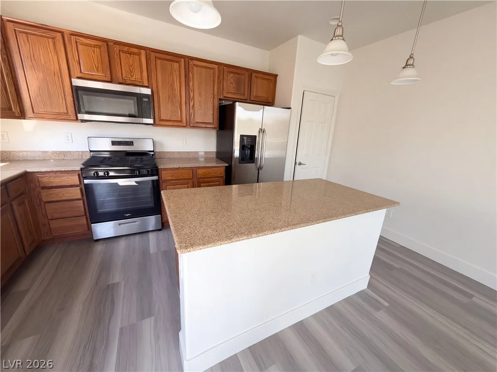 7219 Regent Pond, Las Vegas, NV 89166