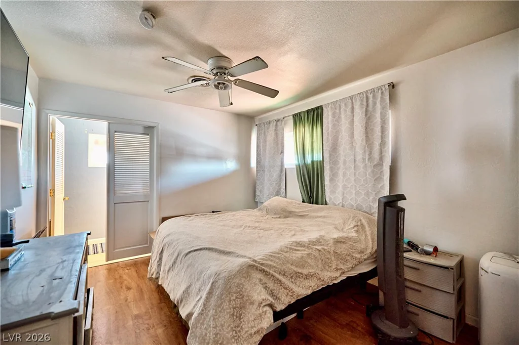 4504 Exposition, Las Vegas, NV 89102