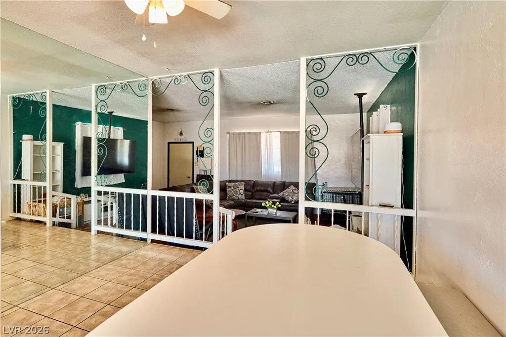 4504 Exposition, Las Vegas, NV 89102