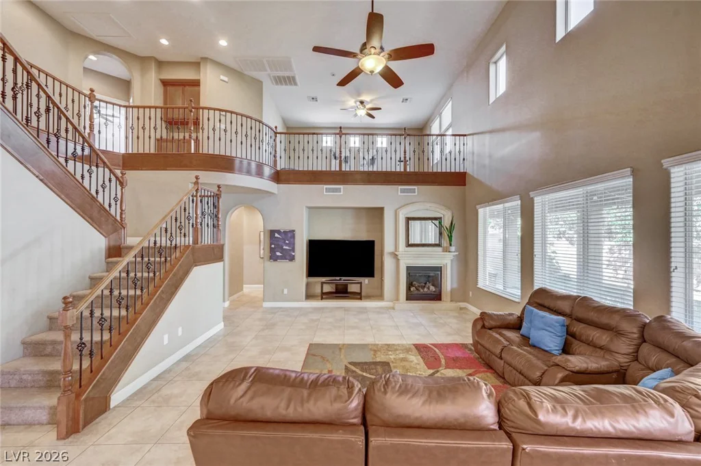 7020 Twin Forks Peak, Las Vegas, NV 89166