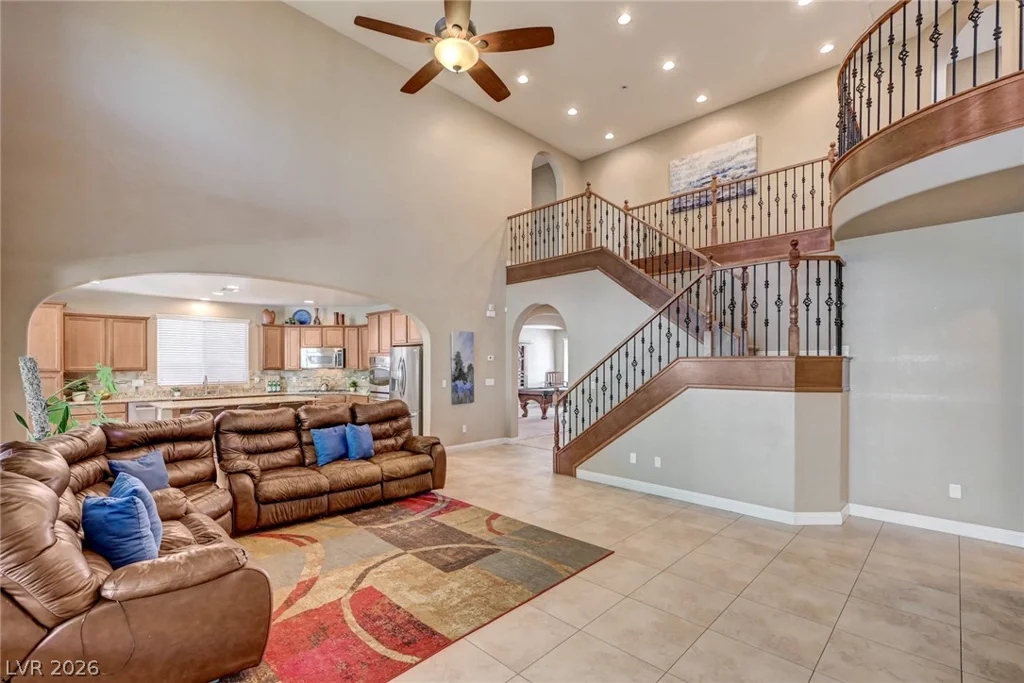 7020 Twin Forks Peak, Las Vegas, NV 89166