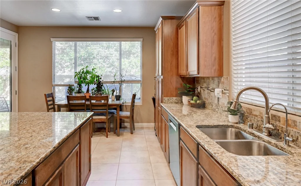 7020 Twin Forks Peak, Las Vegas, NV 89166