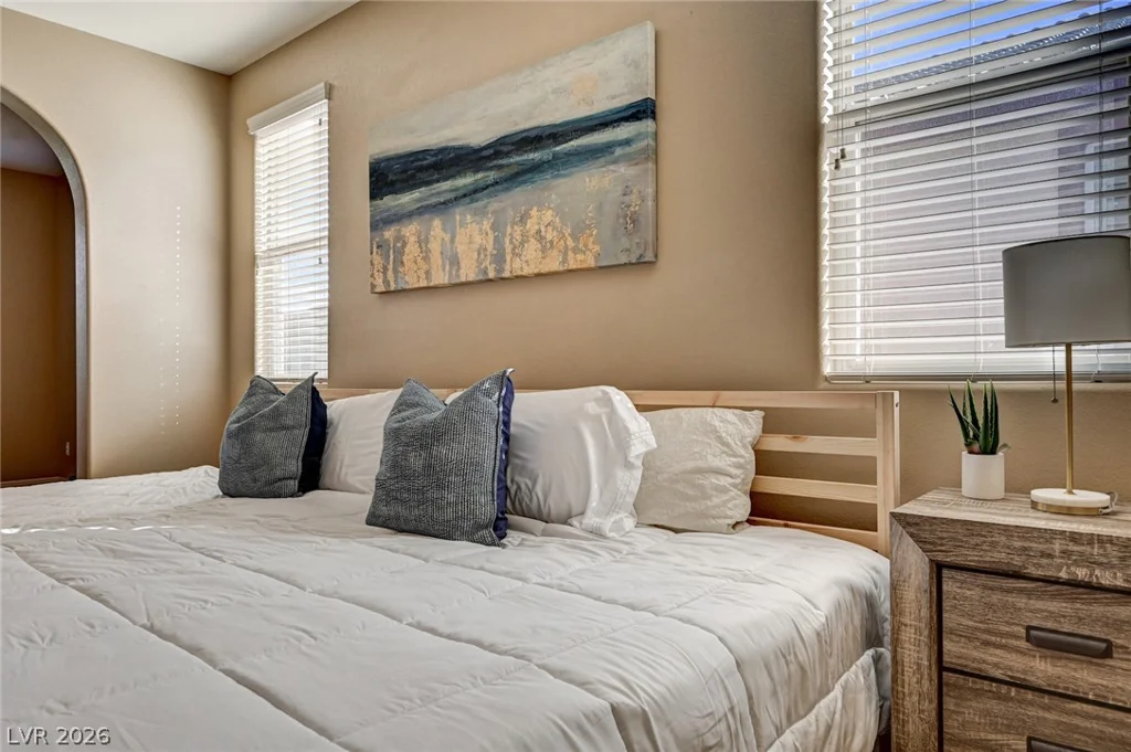 7020 Twin Forks Peak, Las Vegas, NV 89166