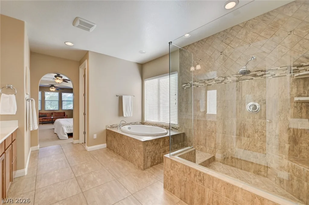 7020 Twin Forks Peak, Las Vegas, NV 89166