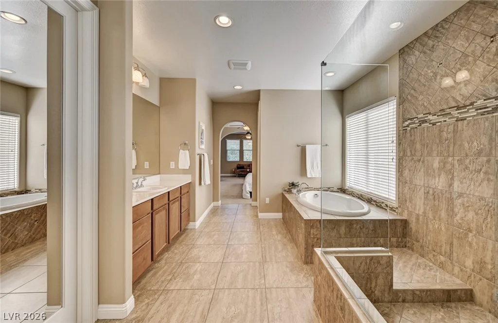 7020 Twin Forks Peak, Las Vegas, NV 89166