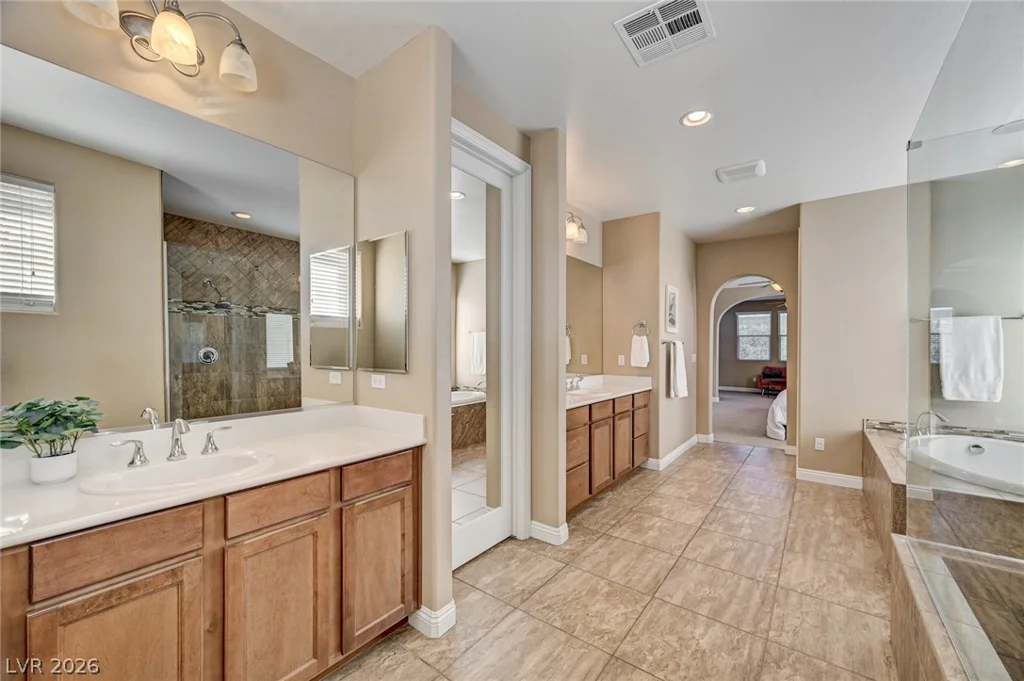 7020 Twin Forks Peak, Las Vegas, NV 89166