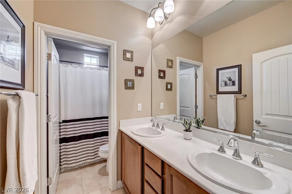 7020 Twin Forks Peak, Las Vegas, NV 89166