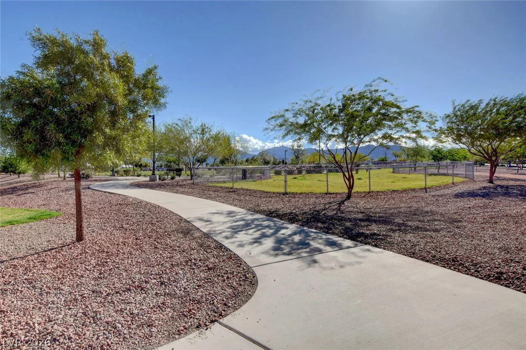 7020 Twin Forks Peak, Las Vegas, NV 89166