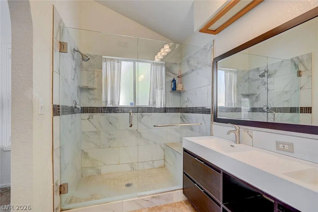 9932 Heffner Hills, Las Vegas, NV 89117