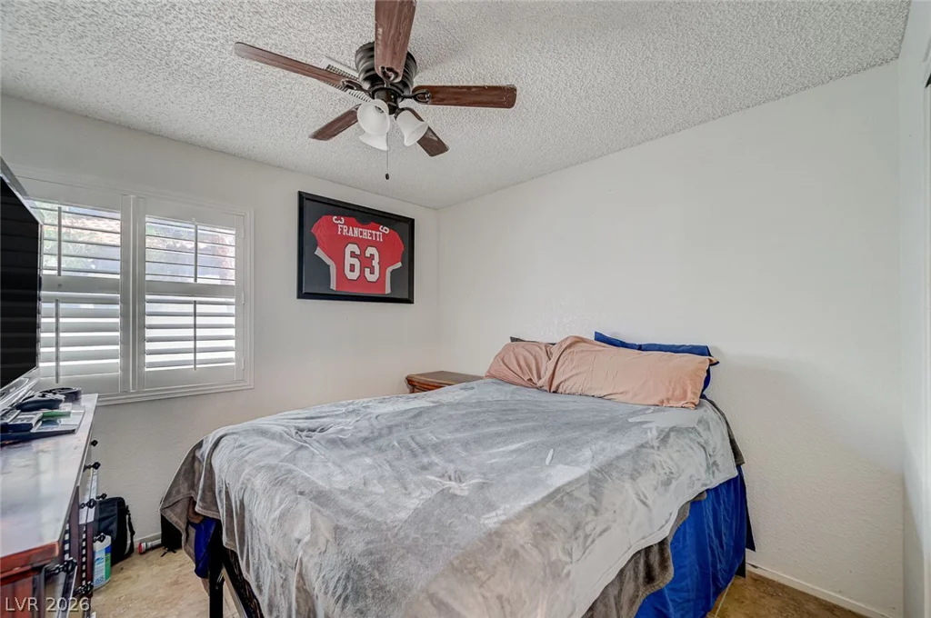 9932 Heffner Hills, Las Vegas, NV 89117
