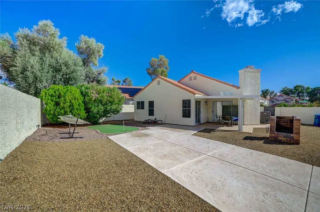 9932 Heffner Hills, Las Vegas, NV 89117