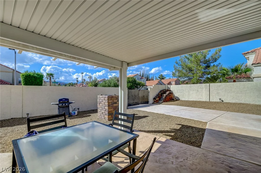 9932 Heffner Hills, Las Vegas, NV 89117