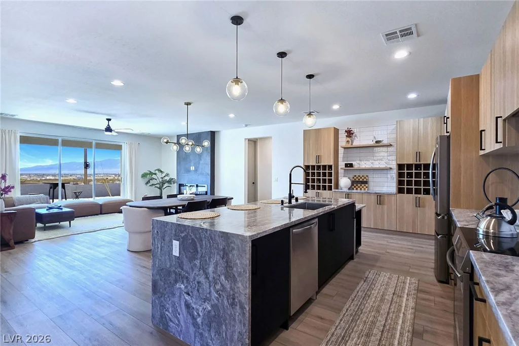 2921 Acoma, Pahrump, NV 89048