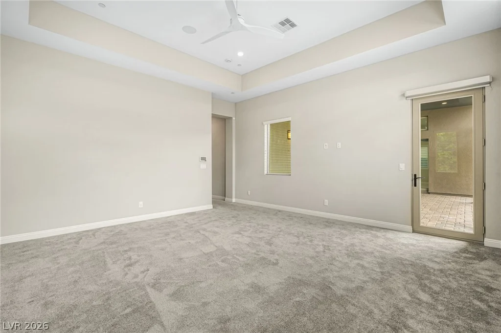 6268 PETROGLYPH, Las Vegas, NV 89135