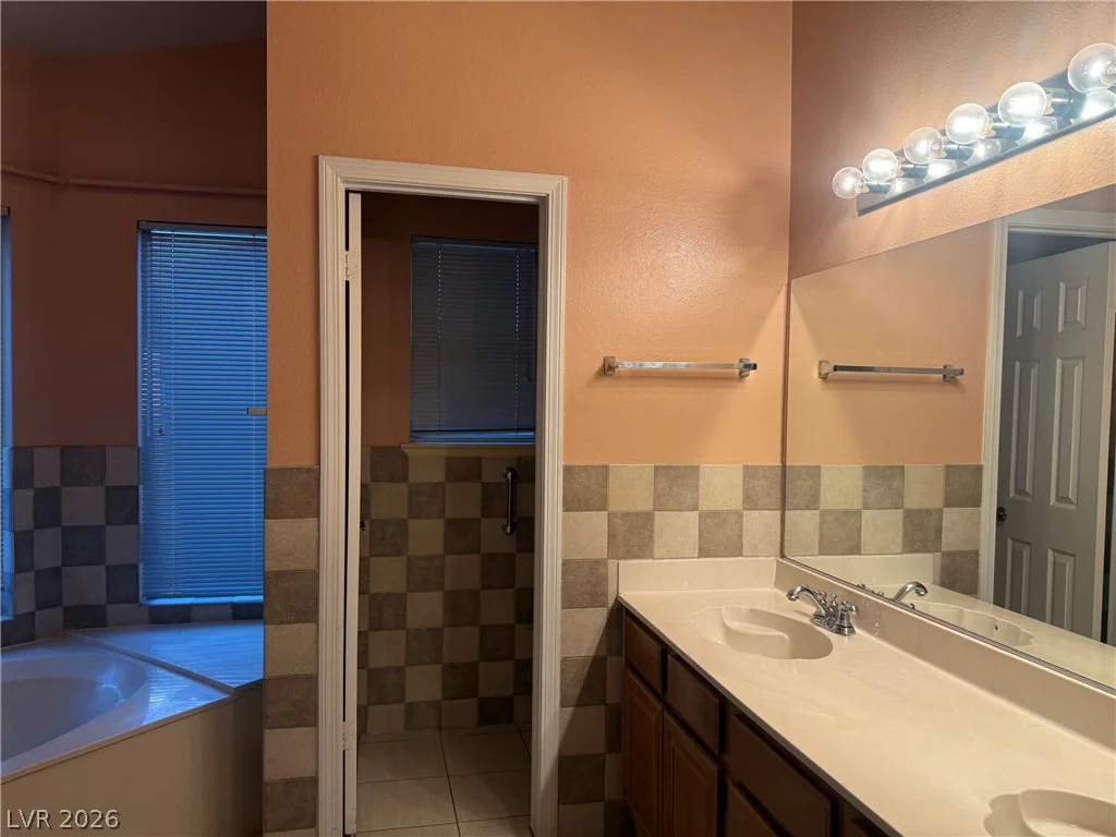 8909 Silvagni, Las Vegas, NV 89117