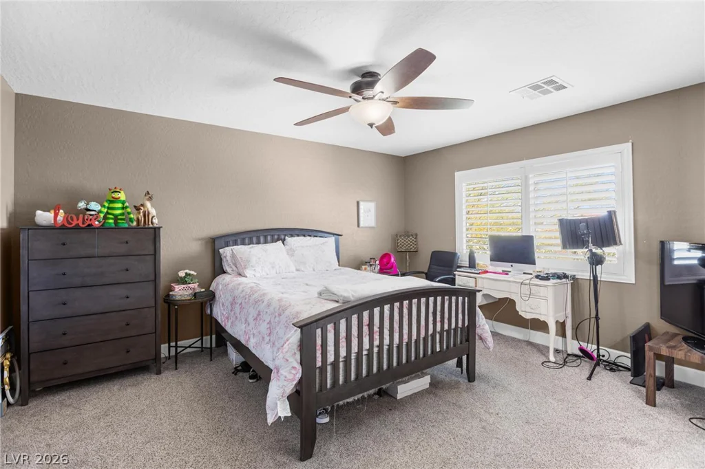 92 Newmiller, Henderson, NV 89002