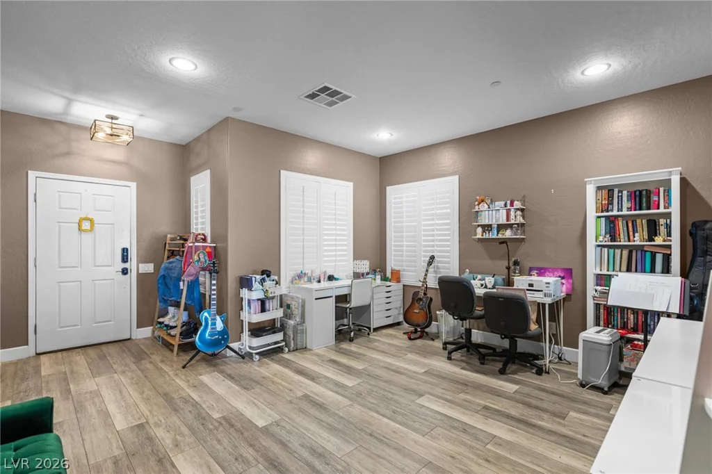 92 Newmiller, Henderson, NV 89002