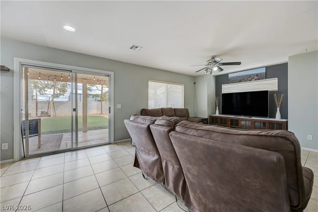 1818 Quartz Landing, Las Vegas, NV 89183