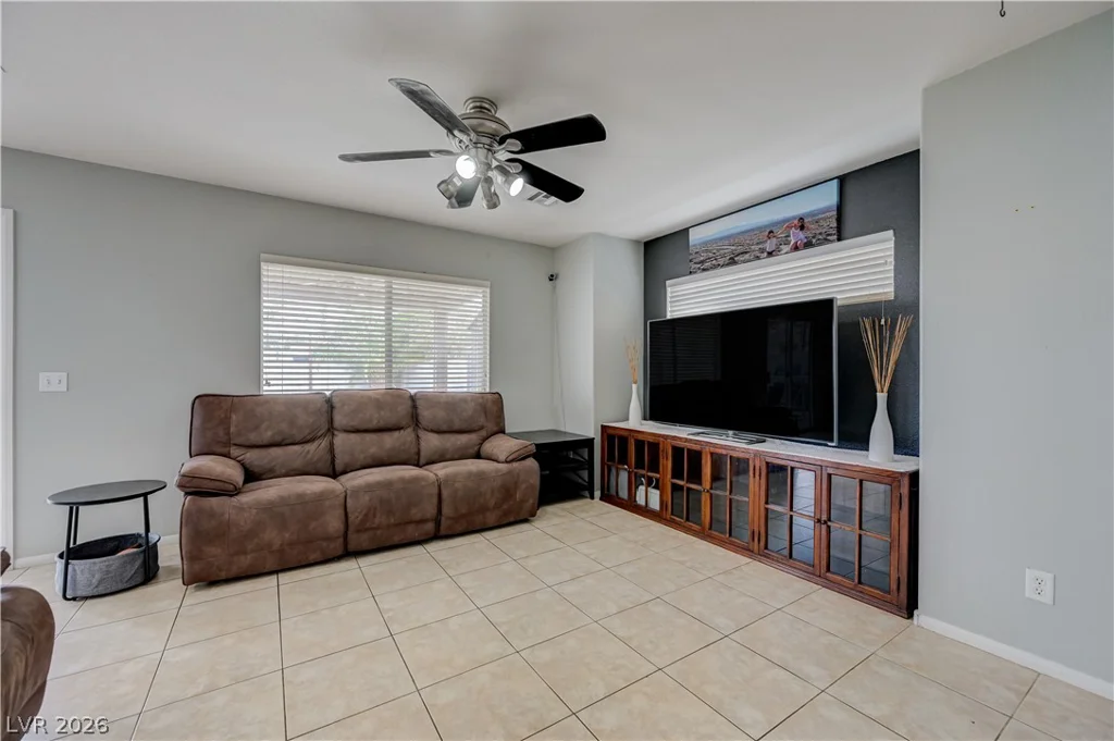 1818 Quartz Landing, Las Vegas, NV 89183