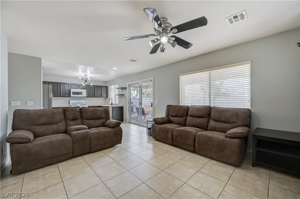1818 Quartz Landing, Las Vegas, NV 89183