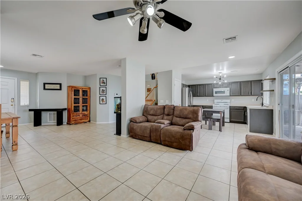 1818 Quartz Landing, Las Vegas, NV 89183