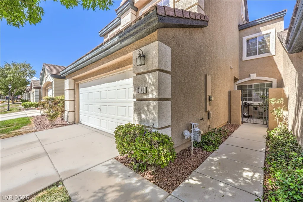 10170 Birch Bluff, Las Vegas, NV 89145