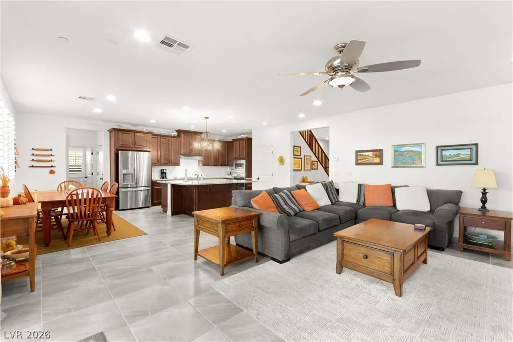 940 Rock Ledge, Henderson, NV 89012