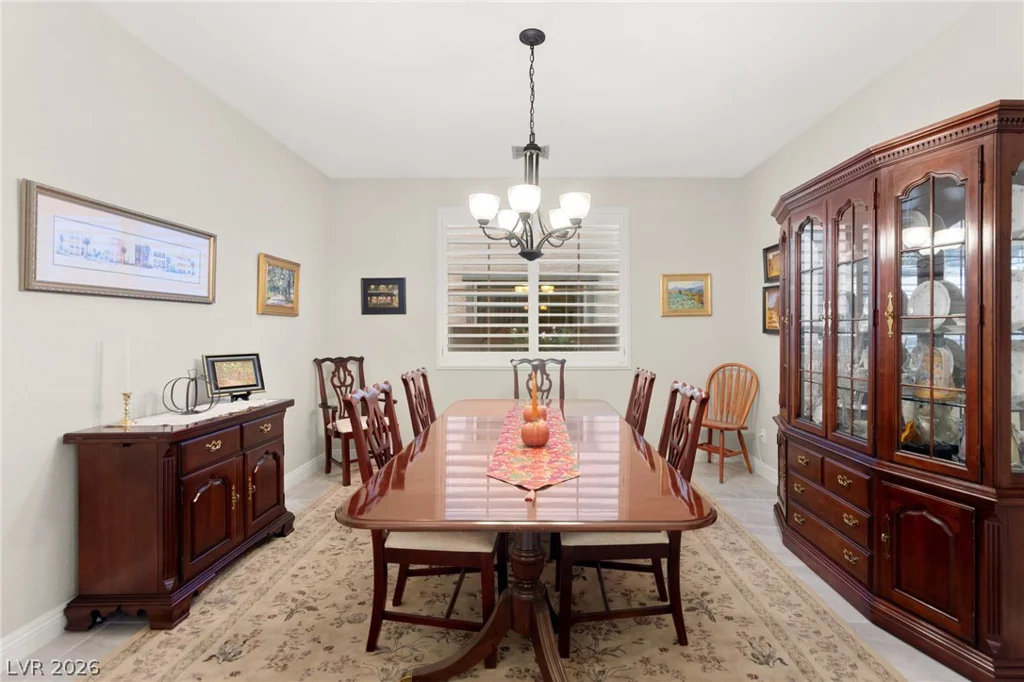 940 Rock Ledge, Henderson, NV 89012
