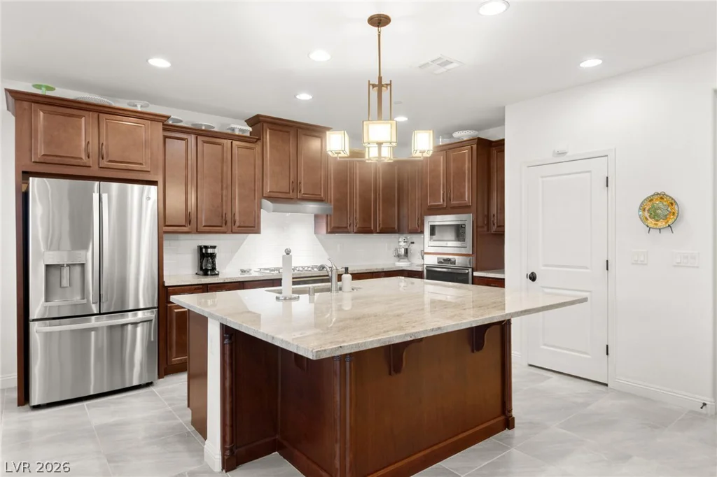 940 Rock Ledge, Henderson, NV 89012