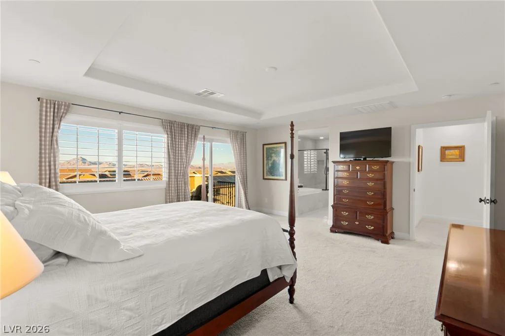 940 Rock Ledge, Henderson, NV 89012