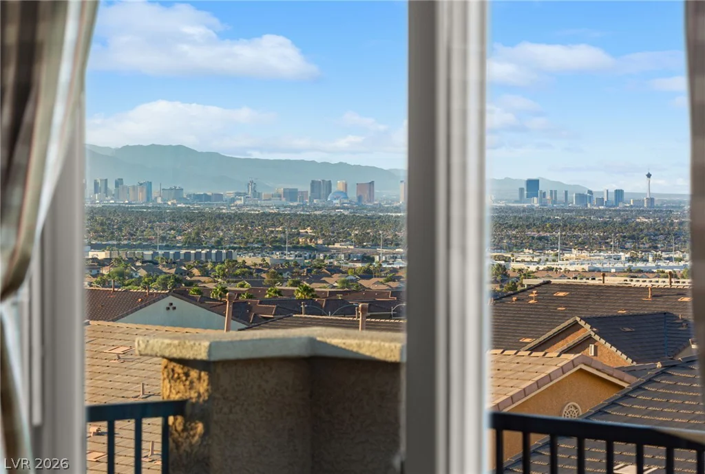 940 Rock Ledge, Henderson, NV 89012