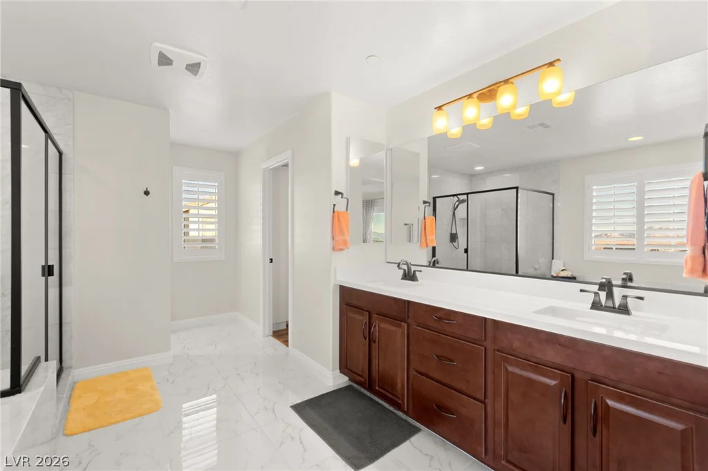 940 Rock Ledge, Henderson, NV 89012