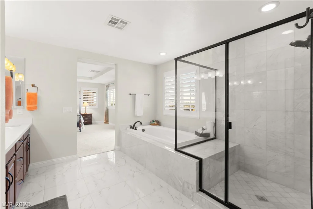 940 Rock Ledge, Henderson, NV 89012