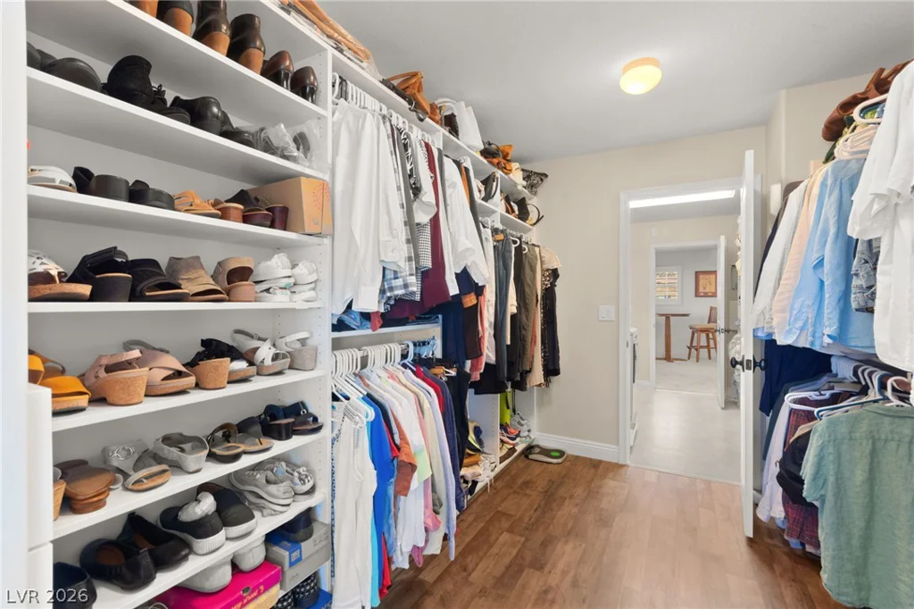 940 Rock Ledge, Henderson, NV 89012