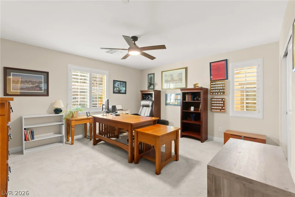 940 Rock Ledge, Henderson, NV 89012
