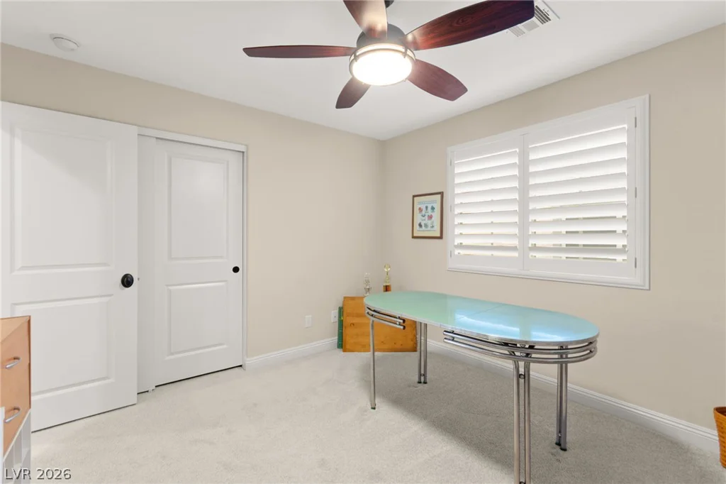 940 Rock Ledge, Henderson, NV 89012