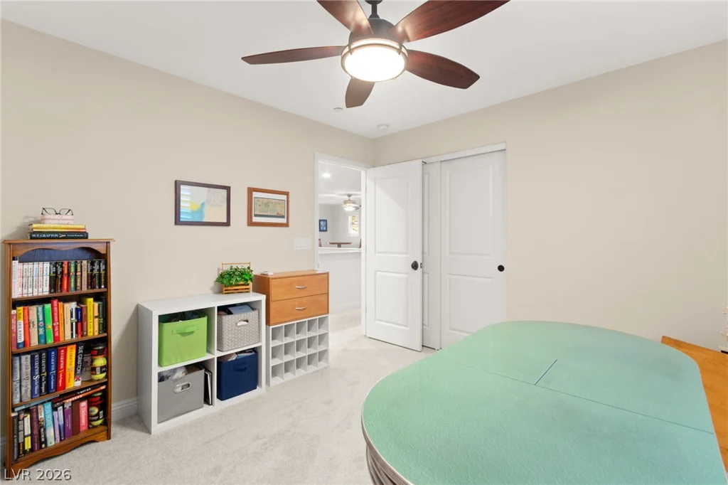 940 Rock Ledge, Henderson, NV 89012