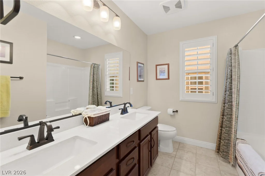 940 Rock Ledge, Henderson, NV 89012