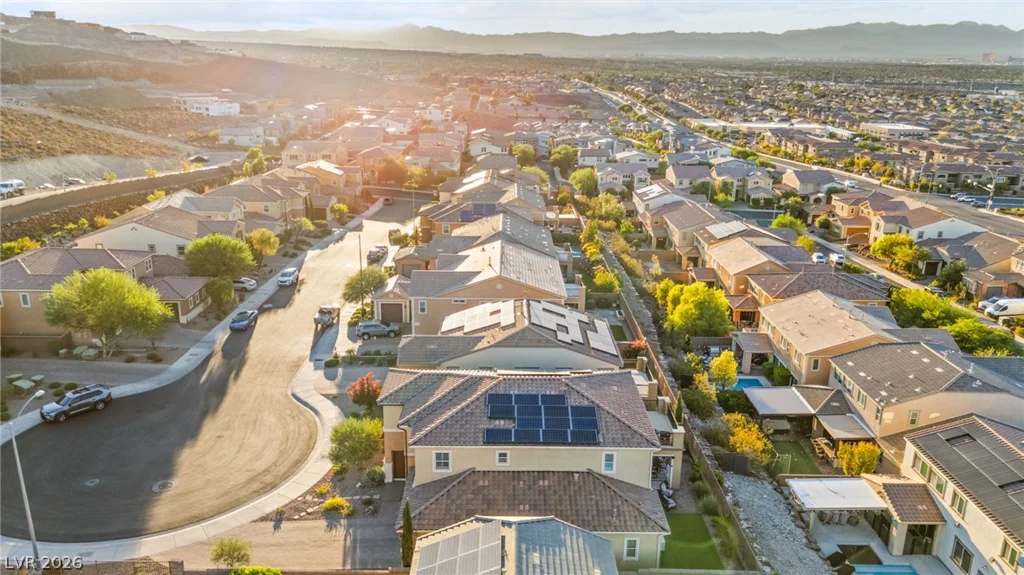 940 Rock Ledge, Henderson, NV 89012