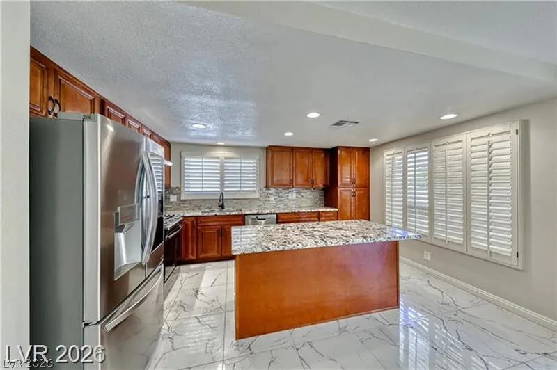 6729 Airdale, Las Vegas, NV 89103