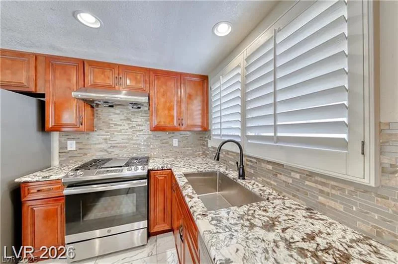 6729 Airdale, Las Vegas, NV 89103