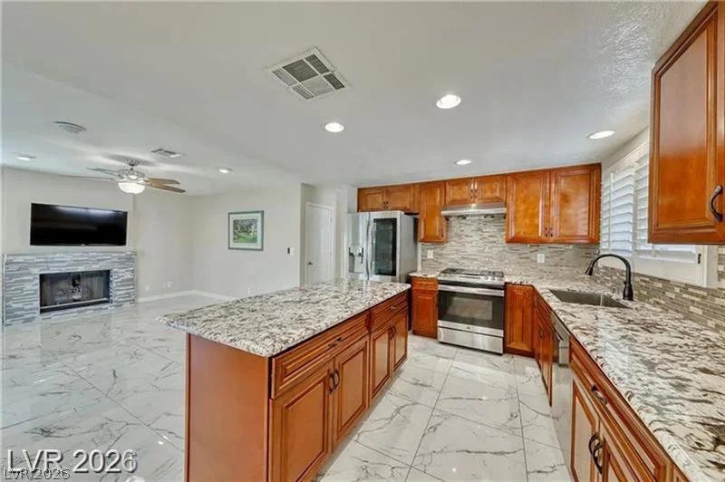 6729 Airdale, Las Vegas, NV 89103