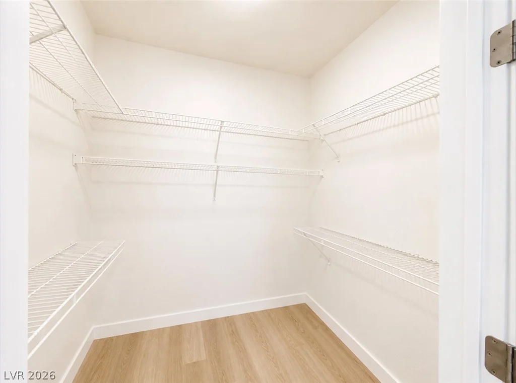 5415 Harmon, Las Vegas, NV 89103