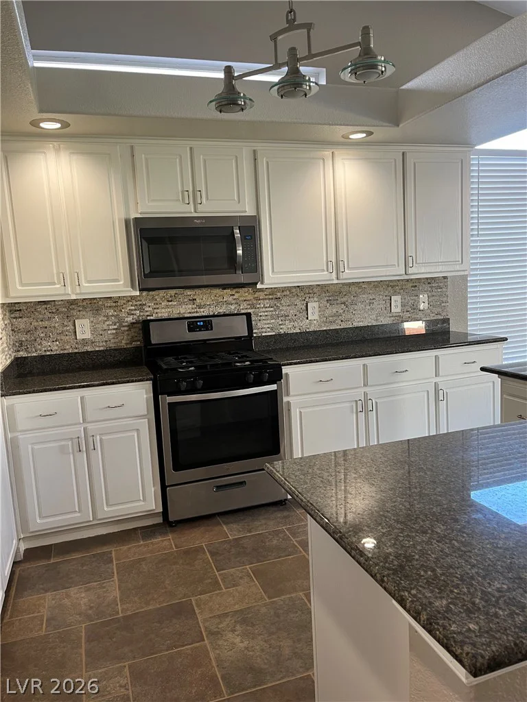 8724 Country Pines, Las Vegas, NV 89129