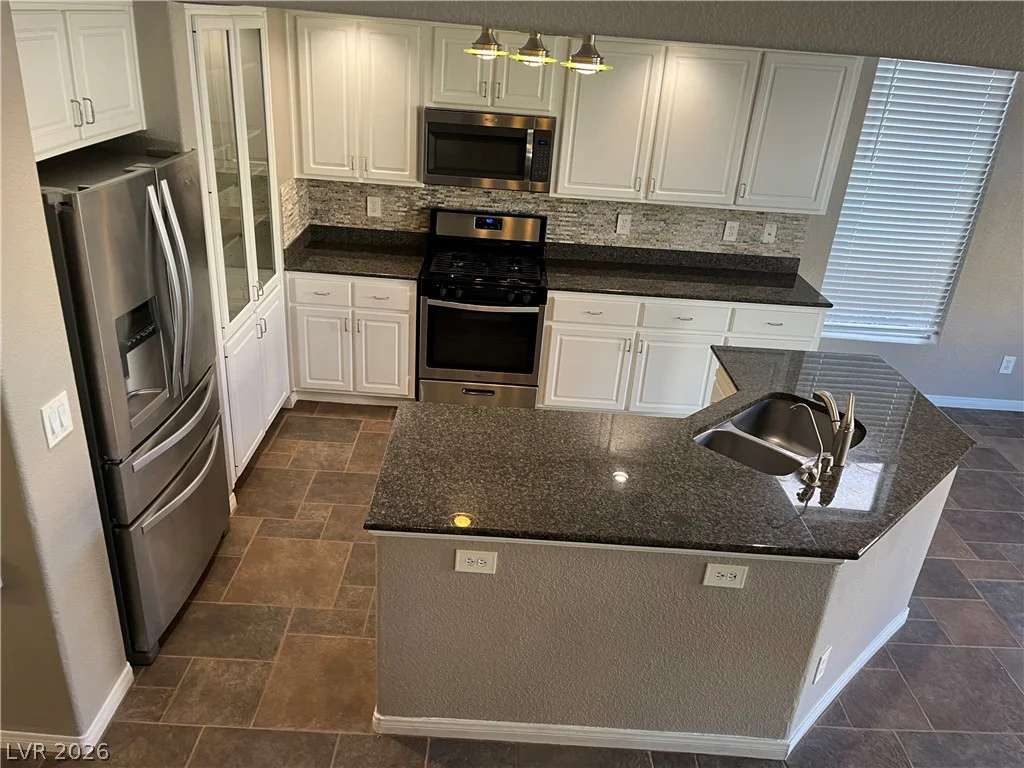 8724 Country Pines, Las Vegas, NV 89129