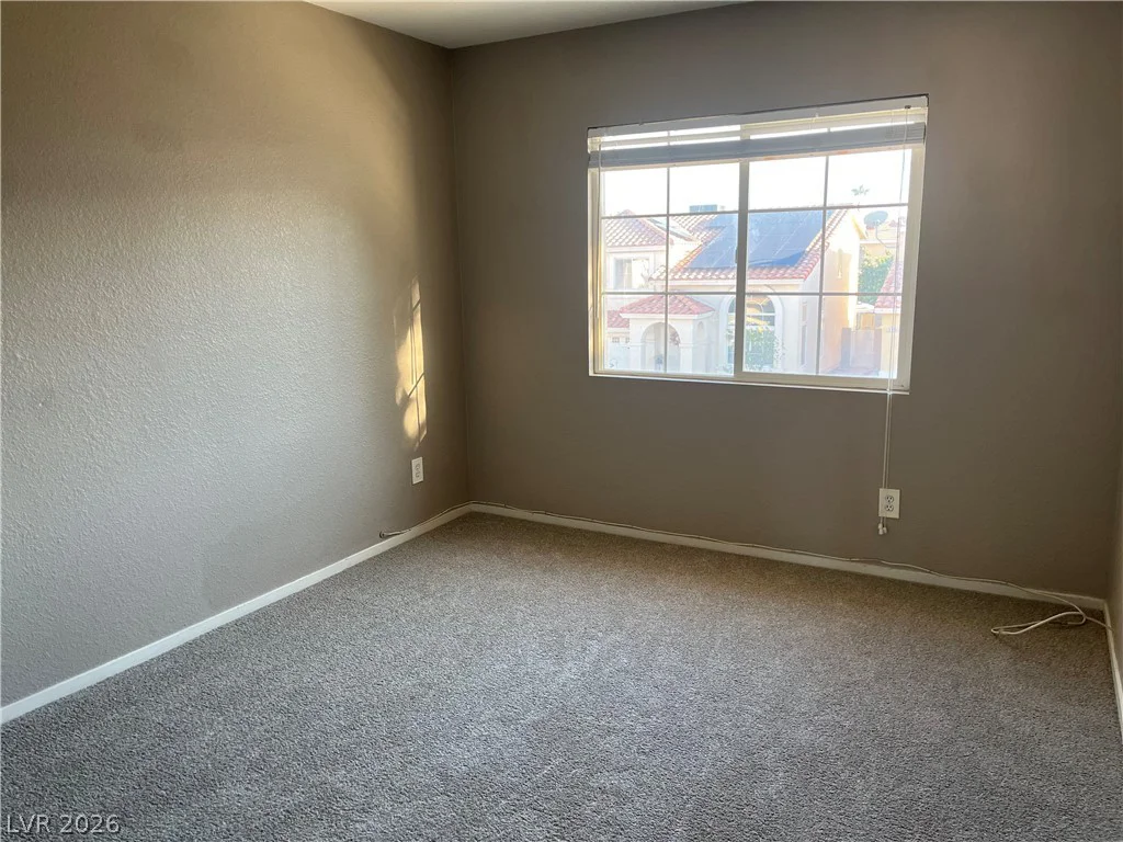 8724 Country Pines, Las Vegas, NV 89129
